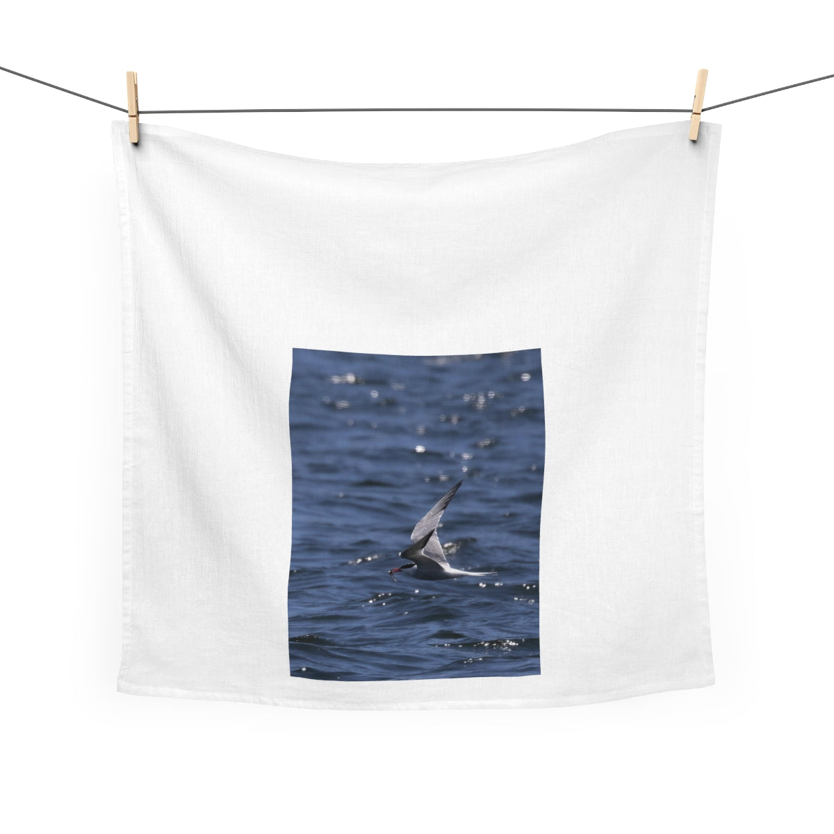 Tern with Dinner-in-Beak Kitchen/Tea Towel